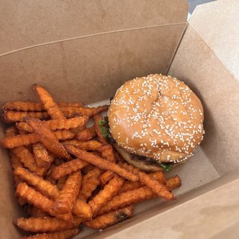 Burgers Park - Park burger (with cheese) and sweet potato fries! - Burgers Near Me - North York, Ontario