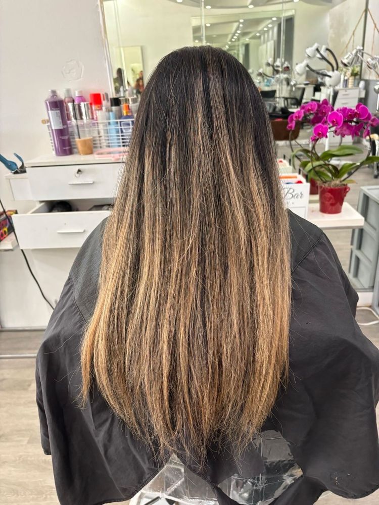 Hair By Anne Chau Logo