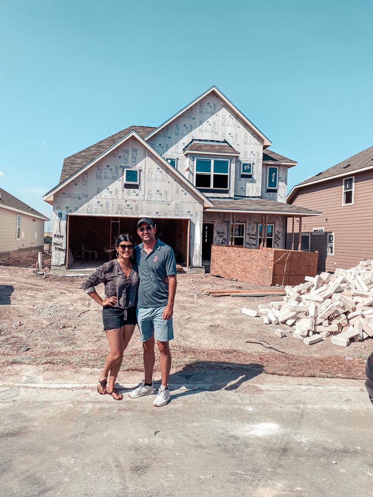 DISNEY TOLHURST AUSTIN REAL ESTATE AGENT EXP REALTY 12 Photos 9600