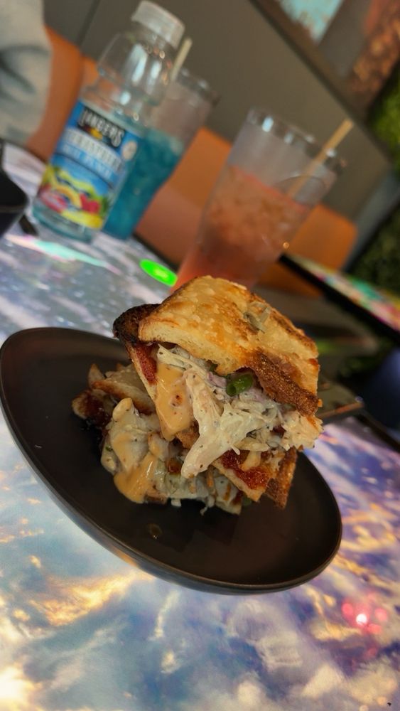 Social spots from 707 Pizza