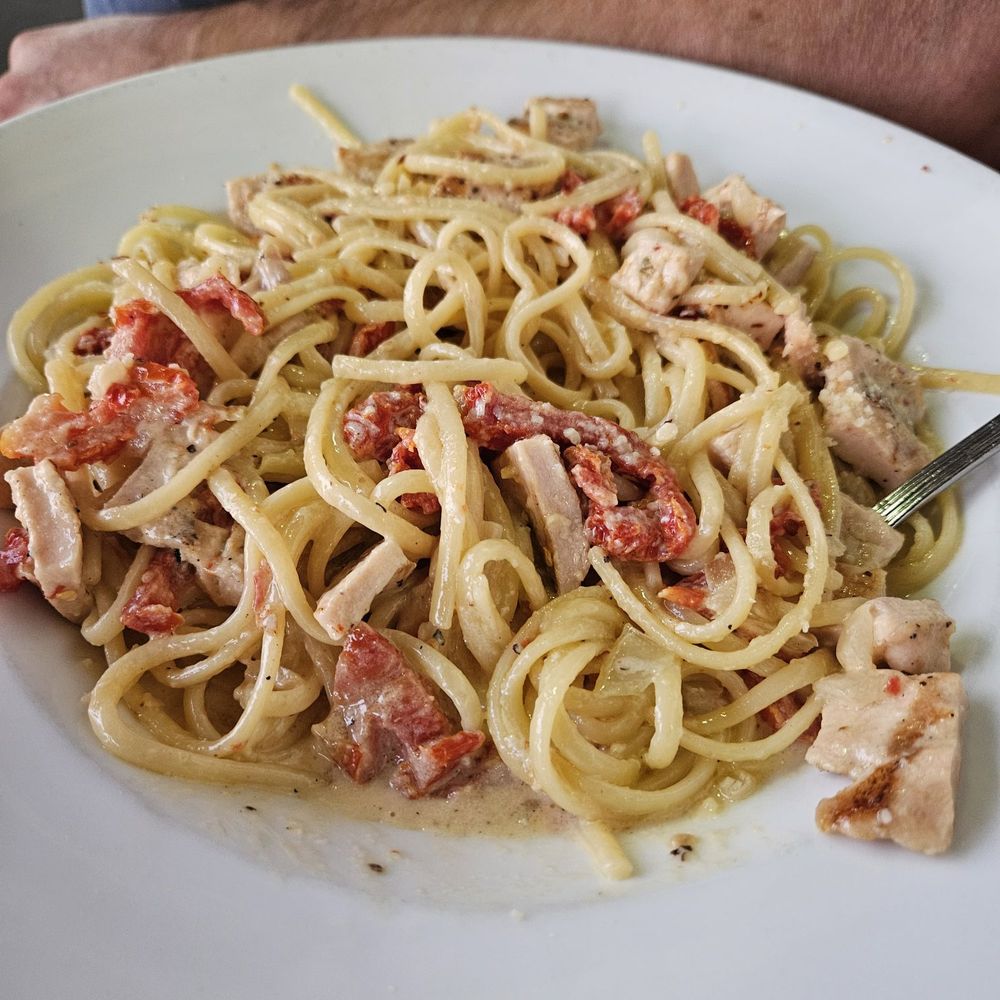 Barolo Cafe - Linguini cardinale - Italian Near Me - Tustin, California Barolo Cafe - Linguini cardinale - Italian Near Me - Tustin, California