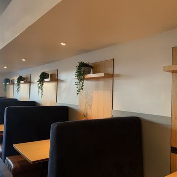 ZOMO Asian + American Eatery - Interior - Vietnamese Near Me - Englewood, Colorado