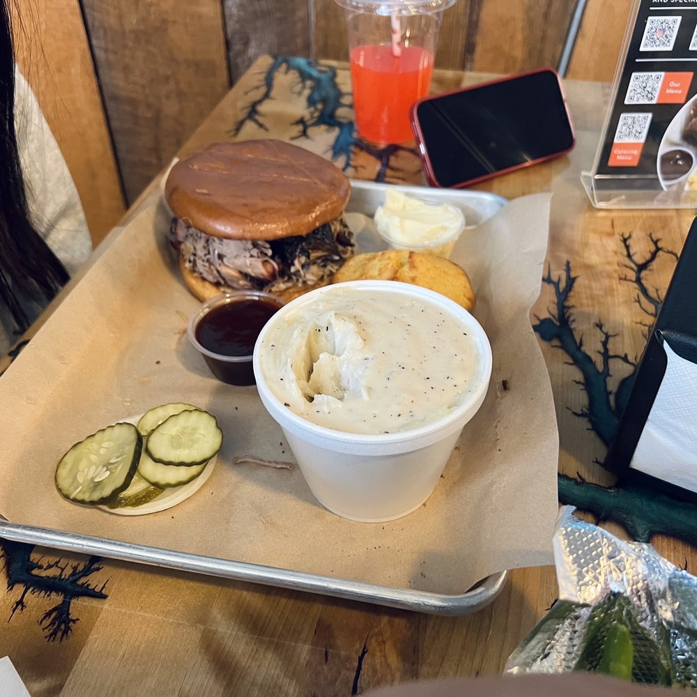 Hog Wild Bar-B-Que - Pulled pork sandwich, mashed potatoes, cornbread - Barbeque Near Me - Placerville, California