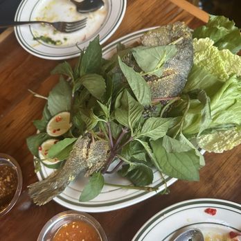 Bong - Crispy whole fish - Cambodian Near Me - Brooklyn, New York