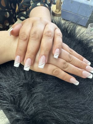 Minimalistic Nails - You don't have to be flashy with your nails, sometimes its basic elegance that steals the show!