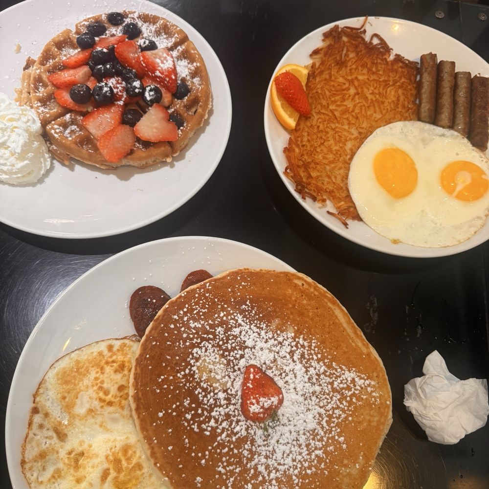 Sweet E's Cafe - Cafes Near Me - Honolulu, Hawaii