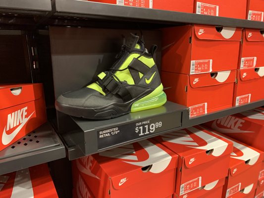 nike outlet in monroe