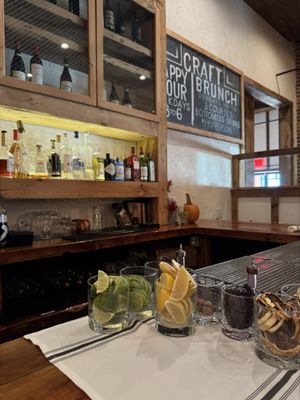 Craft Kitchen + Bar by null