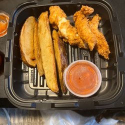 Waldo’s Chicken & Beer - North Little Rock - 3 piece chicken tender