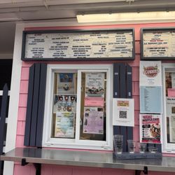 Center Scoop - Counter to order. Menu shown