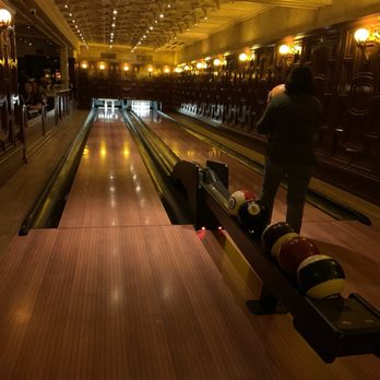 Beginner's Diner - Indoor bowling - Diners Near Me - San Diego, California Beginner's Diner - Indoor bowling - Diners Near Me - San Diego, California
