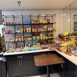 Lutong Bahay Filipino-Asian Restaurant & Minimart
