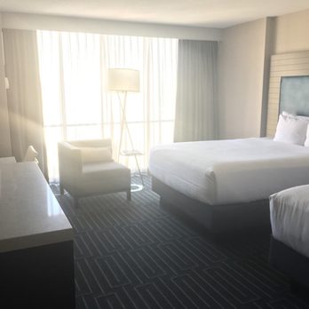 Hyatt Regency Cincinnati - Double queen room, breakfast included. - Hotels Near Me - Cincinnati, Ohio
