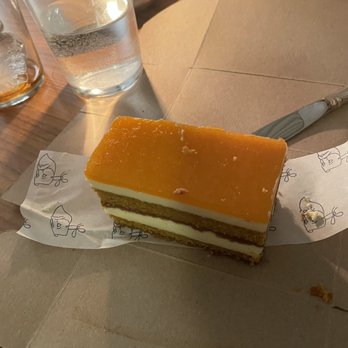 Lost Larson Bakery - Carrot cake - Coffee & Tea Near Me - Chicago, Illinois
