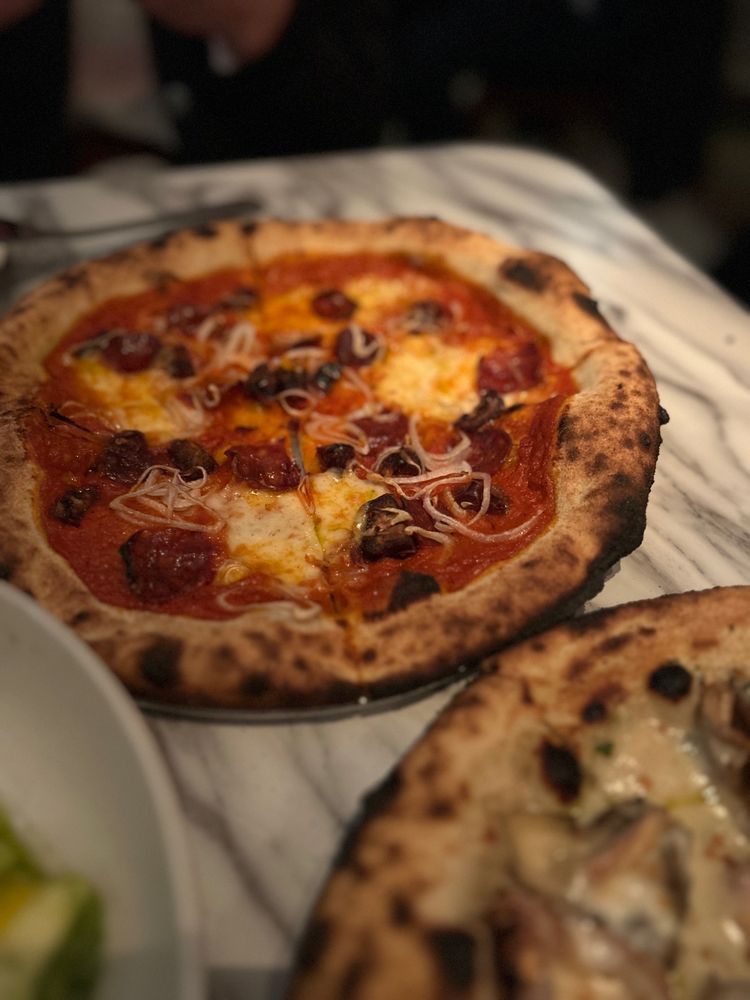 Social spots from Renzo