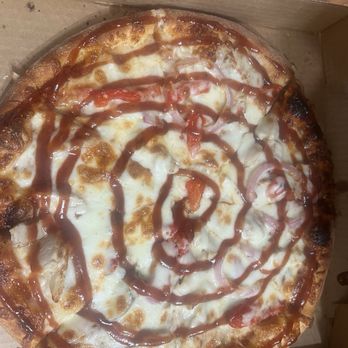 Two Brothers From Italy - Bbq Bar-B-Que Chicken (M 12") - Pizza Near Me - Tehachapi, California