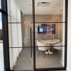 Kohler Store - Conference room