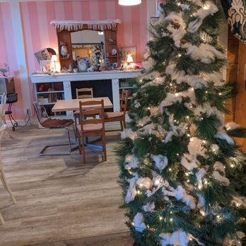 Old Beverly Cafe In & Out - Cafes Near Me - Edmonton, Alberta Old Beverly Cafe In & Out - Cafes Near Me - Edmonton, Alberta