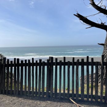 Trinks - a wooden fence overlooking the ocean - Coffee & Tea Near Me - Gualala, California Trinks - a wooden fence overlooking the ocean - Coffee & Tea Near Me - Gualala, California