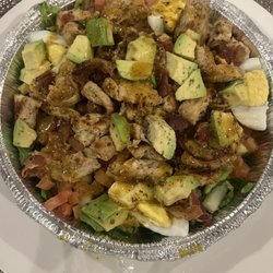 Cafecito - Chicken Avocado Salad