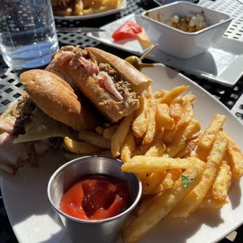 Oak Mountain Winery - Cubano Panini (so good) - Wineries Near Me - Temecula, California Oak Mountain Winery - Cubano Panini (so good) - Wineries Near Me - Temecula, California