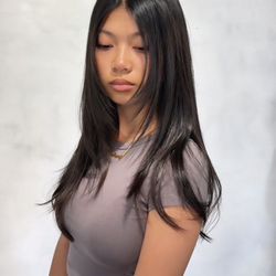 Edition Studio - Women's haircut by Faye