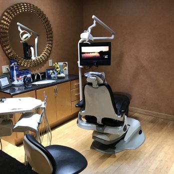 Barbara J Mizell, DMD - High tech chairs that will make you feel right at home and comfortable while you enjoy your favorite show. - General Dentistry Near Me - Destin, Florida Barbara J Mizell, DMD - High tech chairs that will make you feel right at home and comfortable while you enjoy your favorite show. - General Dentistry Near Me - Destin, Florida