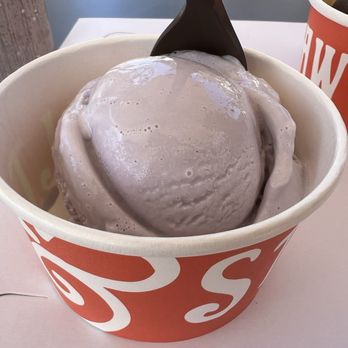 Salt & Straw - Honey Lavender - Desserts Near Me - San Diego, California Salt & Straw - Honey Lavender - Desserts Near Me - San Diego, California
