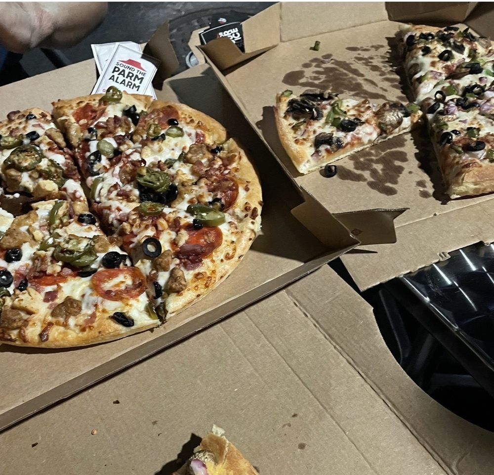 PIZZA HUT EXPRESS 10 Photos 8112 Poinciana Blvd, Orlando, Florida