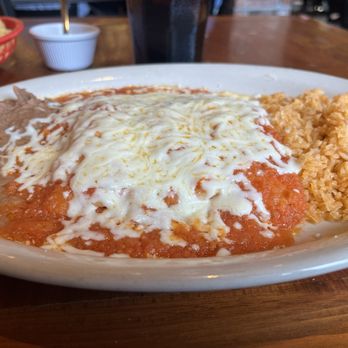 El Rincon De Los Angeles - Entomatadas with refried beans and Mexican rice - Mexican Near Me - Zapata, Texas El Rincon De Los Angeles - Entomatadas with refried beans and Mexican rice - Mexican Near Me - Zapata, Texas