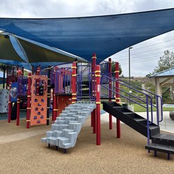 Climbing structure (no slides)