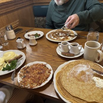 Walker Bros Original Pancake House - The Spread - Breakfast & Brunch Near Me - Highland Park, Illinois Walker Bros Original Pancake House - The Spread - Breakfast & Brunch Near Me - Highland Park, Illinois