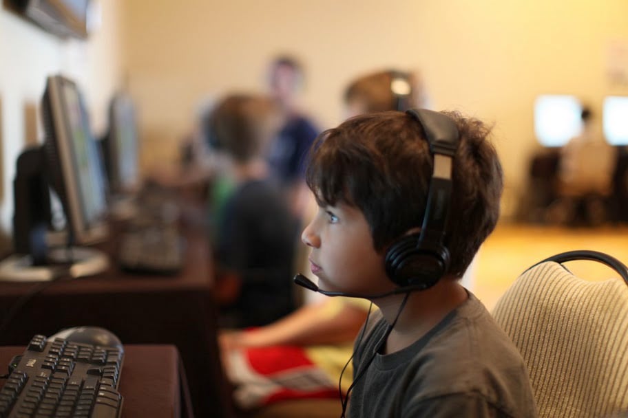 PlanetBravo Techno-tainment Camp - Irvine Logo