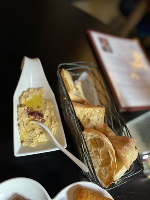 no reservations restaurant & wine bar by null