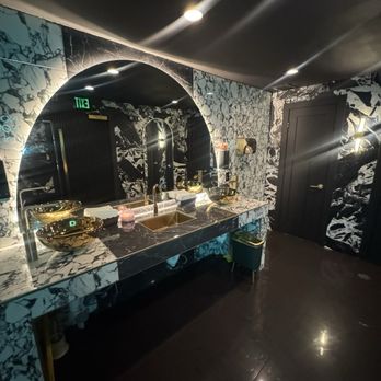 Doves - Beautiful bathroom - Asian Fusion Near Me - Houston, Texas Doves - Beautiful bathroom - Asian Fusion Near Me - Houston, Texas