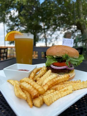 Misfits Dine & Drink by null