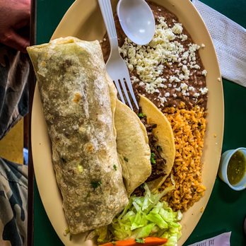Taqueria Guerrero - The taco & burrito plate with rice & beans. - Mexican Near Me - Indio, California