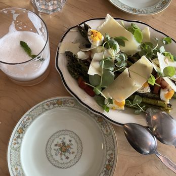 Ernie's Coffee Shop - Asparagus Lyonnaise (4/5) Gin cocktail - Coffee & Tea Near Me - Sault Ste. Marie, Ontario Ernie's Coffee Shop - Asparagus Lyonnaise (4/5) Gin cocktail - Coffee & Tea Near Me - Sault Ste. Marie, Ontario