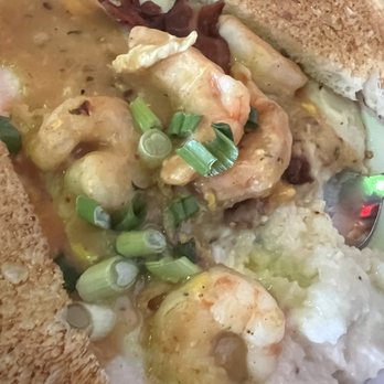 Island Fish - Shrimp and Grits - Seafood Near Me - Marathon, Florida Island Fish - Shrimp and Grits - Seafood Near Me - Marathon, Florida