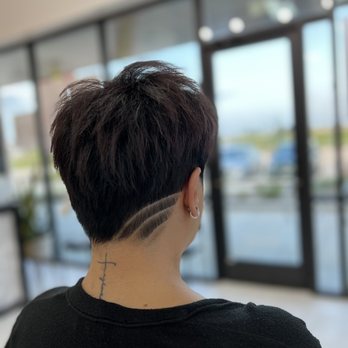 Hung's Hair Design - Haircut and before color - Hair Salons Near Me - Mesa, Arizona Hung's Hair Design - Haircut and before color - Hair Salons Near Me - Mesa, Arizona
