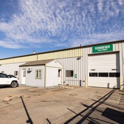 Schroeder Truck Repair - Outside of Truck Repair Shop