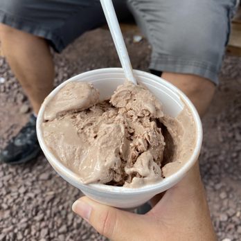 Hog Heaven - Ice Cream & Frozen Yogurt Near Me - Lake Harmony, Pennsylvania