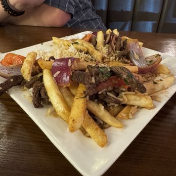 Como en Casa - Lomo Saltado - Peruvian Near Me - Taylorsville, Utah