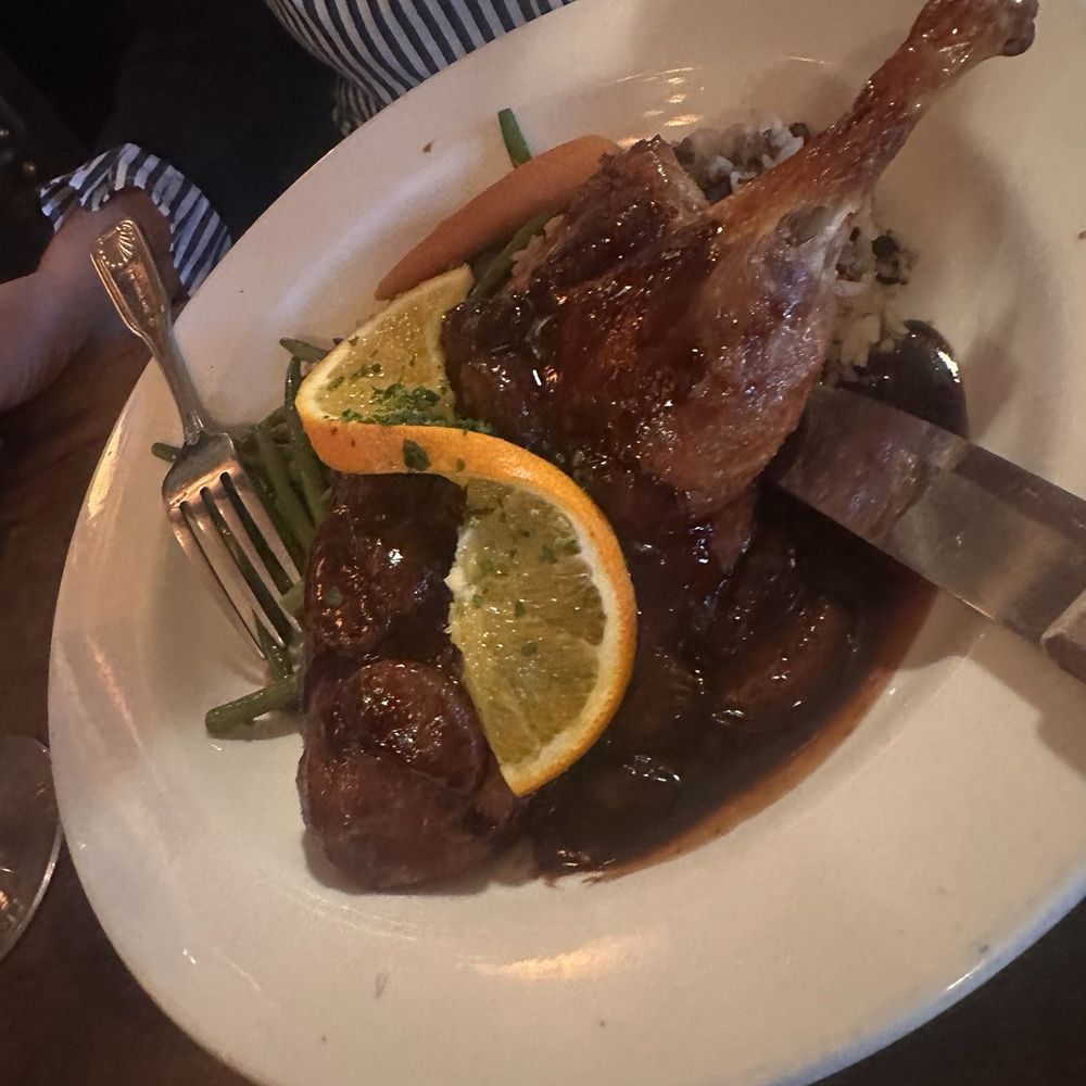 Saddleback Inn - Duck leg - Hotels Near Me - Lake Arrowhead, California Saddleback Inn - Duck leg - Hotels Near Me - Lake Arrowhead, California