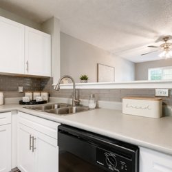 Lakewood Apartment Homes