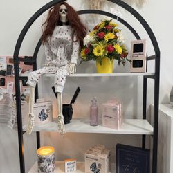 Experience beauty bar