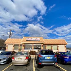 The Hawthorne Diner - Outside