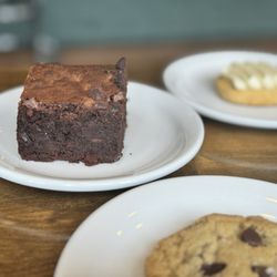 Good Belly Sandwich Shop - Brownies chocolate chip cookie cornbread cookies