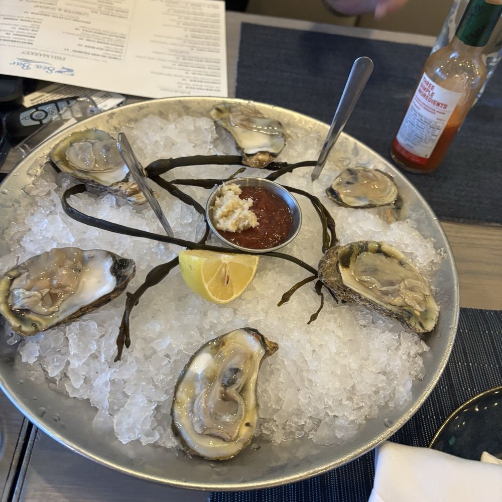 Blue point Oysters (1/2 dozen) Blue point Oysters (1/2 dozen)
