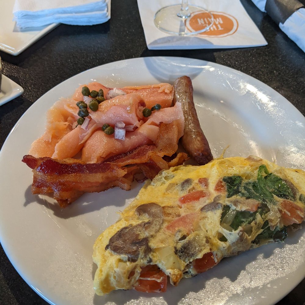 Grain - Smoked salmon, fancy haha - Beer Gardens Near Me - Norfolk, Virginia